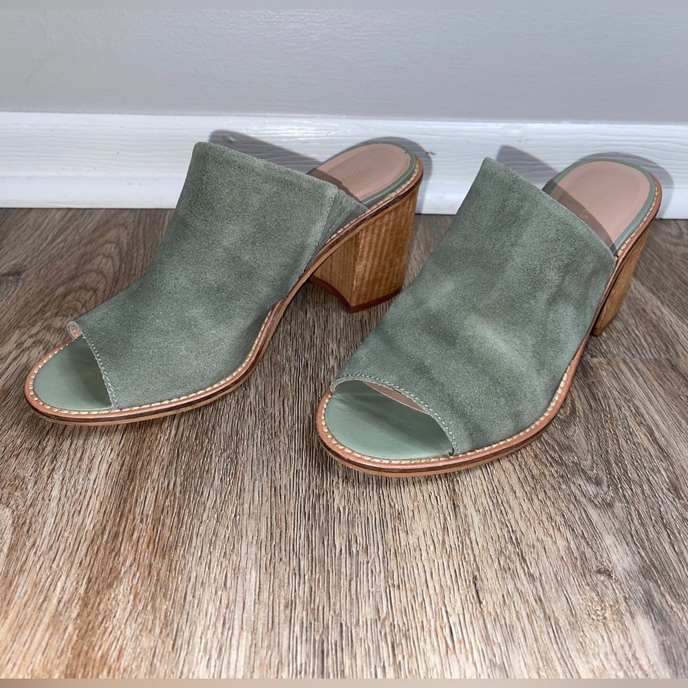 Chinese Laundry - Carlin heels - Split Suede - Green - mule size 7